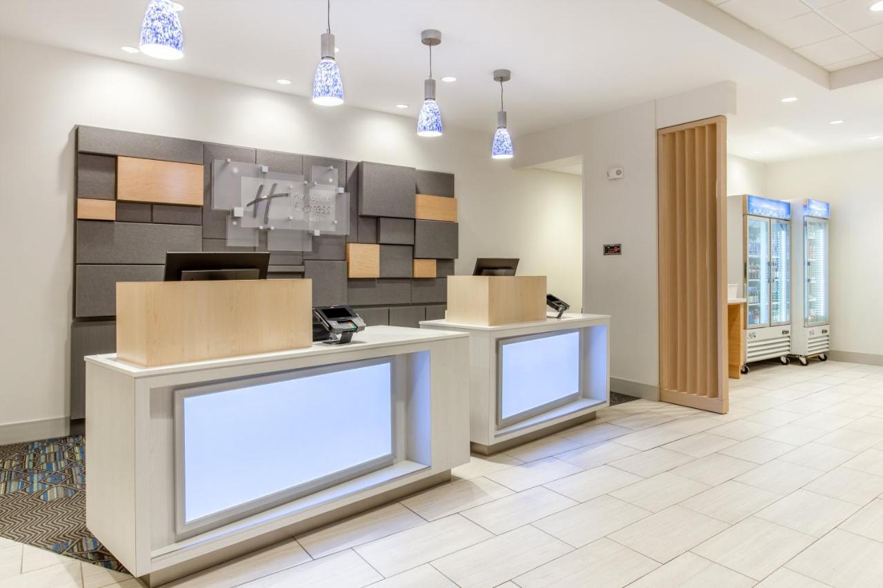 Holiday Inn Express & Suites - Ottawa By Ihg Dış mekan fotoğraf